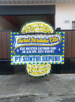 Papan Bunga Duka di Raba