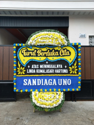 Papan Bunga Duka di Raba